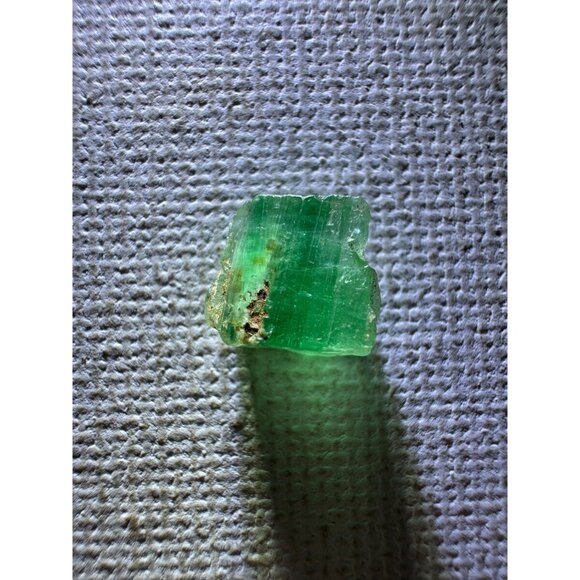 Emerald Crystal - 2.7 carats #129 - Picture 8 of 8